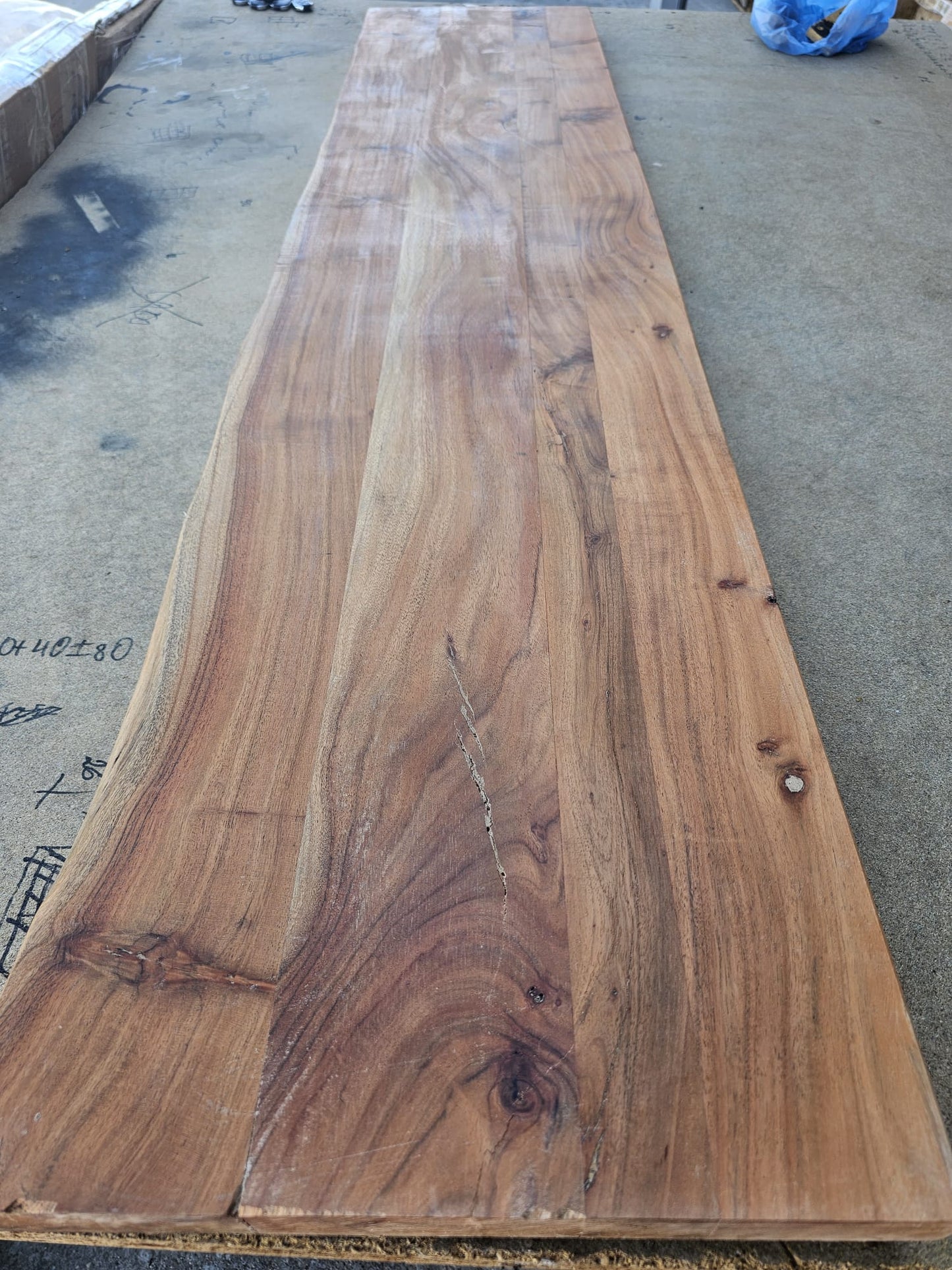 Blat masă 180x40x3,8 cm dreptunghiular lemn acacia margine vie