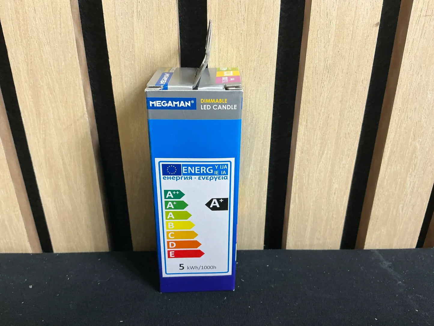 Bec LED Candle Megaman® Dimmable B22, 5W, 460lm, 4000K (Alb Rece)