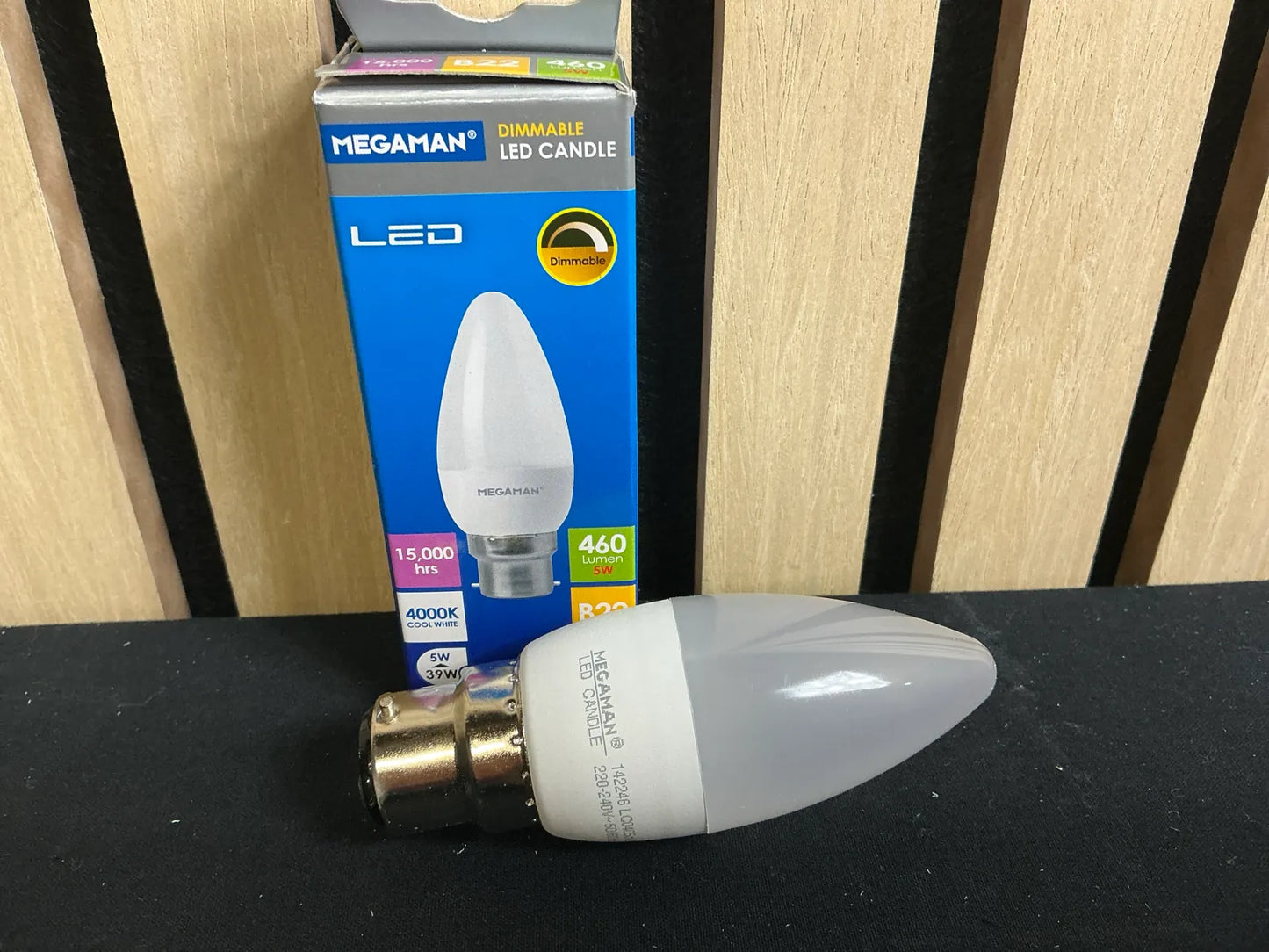 Bec LED Candle Megaman® Dimmable B22, 5W, 460lm, 4000K (Alb Rece)