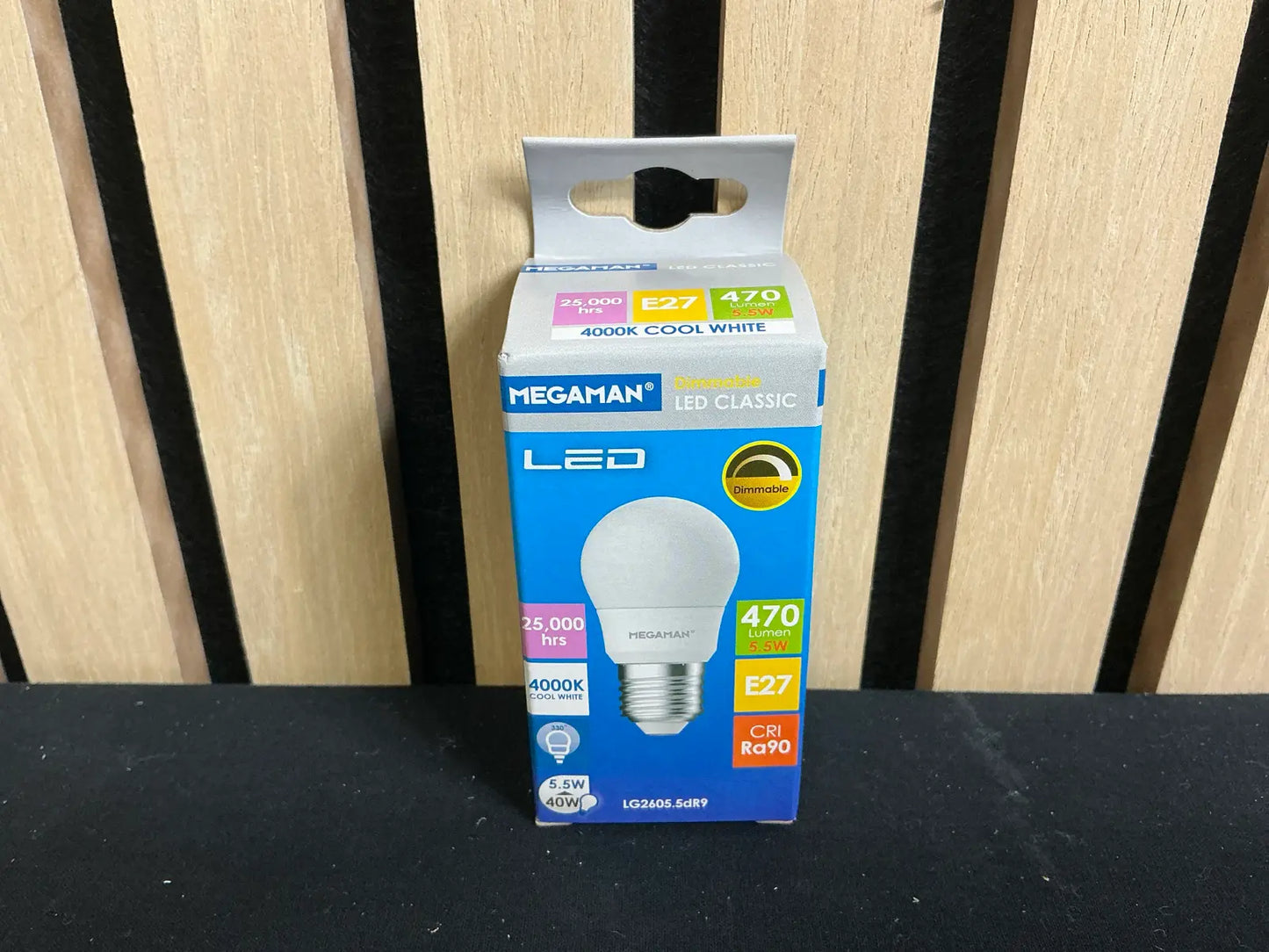 Bec LED Premium Megaman E27 - 5.5W, 470 Lumen, 4000K (Alb Rece)