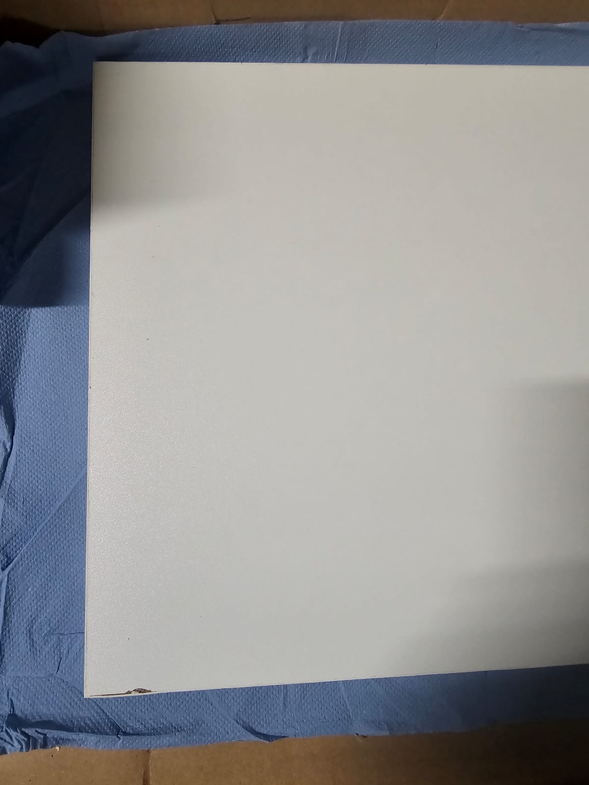 Dulap de sticlă suspendat “Lyon”, alb, 80x31x60 cm