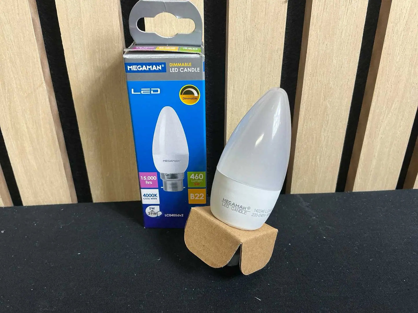 Bec LED Candle Megaman® Dimmable B22, 5W, 460lm, 4000K (Alb Rece)